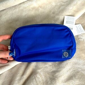 NWT LuluLemon Everywhere Belt Bag Cobalt Blue / Crossbody / Fanny Pack